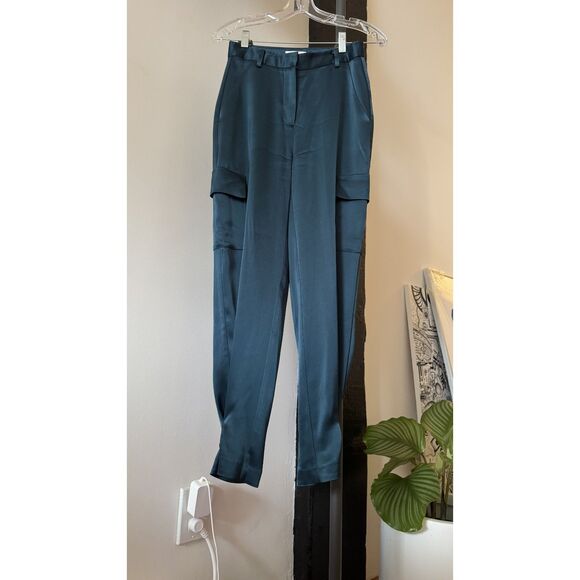 Aritzia Babaton Refined Satin Cargo Pants in Deep Pandora Size 0 - Picture 2 of 5